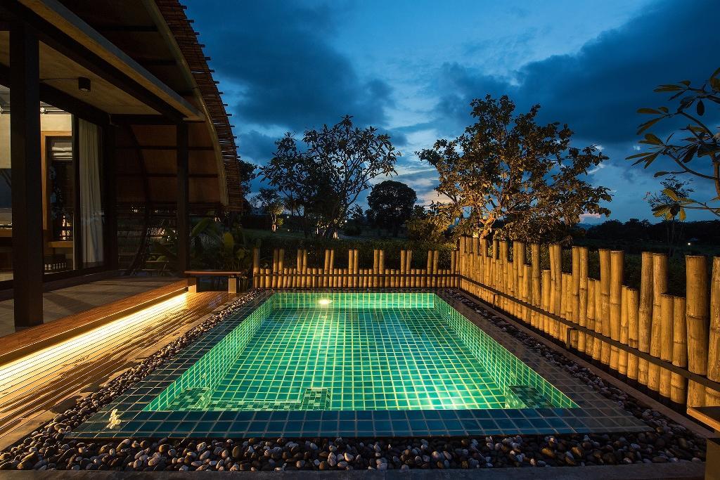 Vino Neste Private Pool Villas Ban Khanong Phra Tai Exterior photo