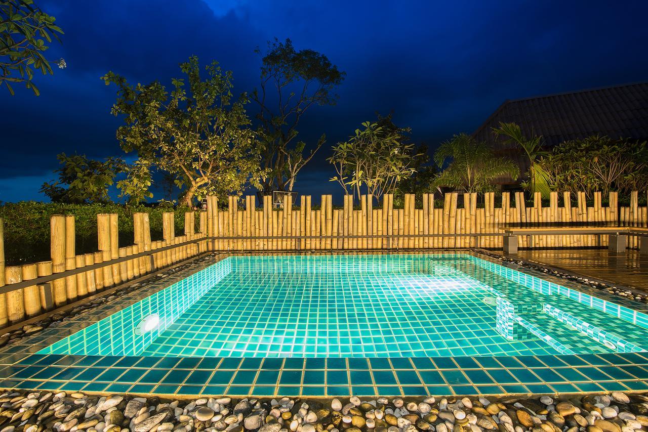 Vino Neste Private Pool Villas Ban Khanong Phra Tai Exterior photo