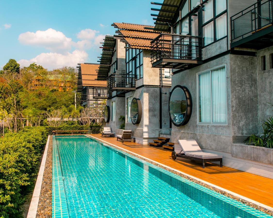 Vino Neste Private Pool Villas Ban Khanong Phra Tai Exterior photo