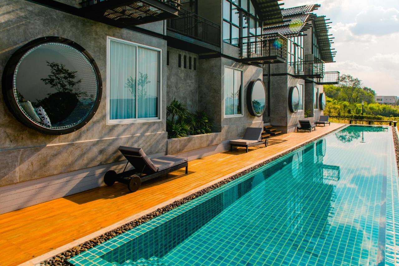 Vino Neste Private Pool Villas Ban Khanong Phra Tai Exterior photo