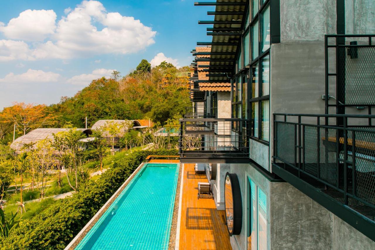 Vino Neste Private Pool Villas Ban Khanong Phra Tai Exterior photo